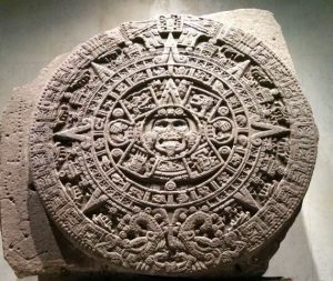 Escultura azteca piedra del sol